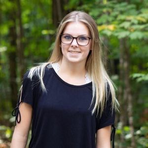 Meet your Posher, Hailey